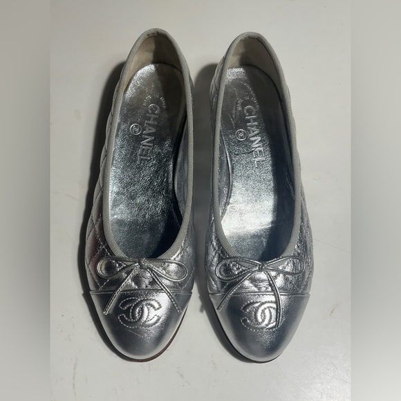 CHANEL Shoes - CHANEL Metallic Silver Flats